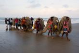 Sri Lankan fishermen warn their Indian counterparts over use of banned nets 