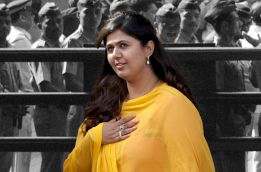 Pankaja Munde scam makes Maha CM Fadnavis's life easier 