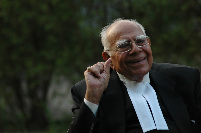 Defamation case: Jethmalani quits as Kejriwal's counsel, seeks Rs 2-cr fee