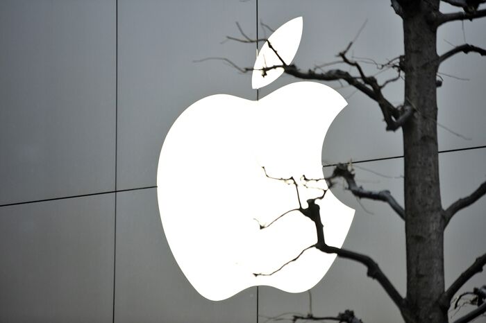 Amazon's Apple festival: iPhones available for Rs 18000