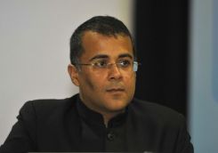 Chetan Bhagat's new book 'Making India Awesome' out this August 