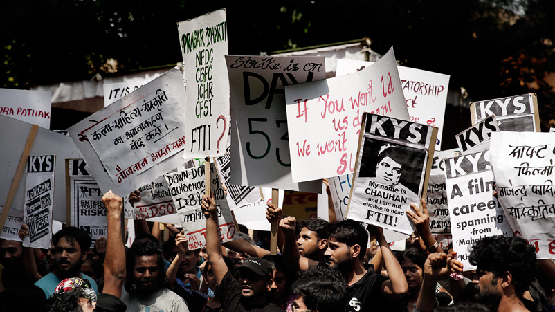 Watch: What exactly happened during the midnight drama at FTII? 
