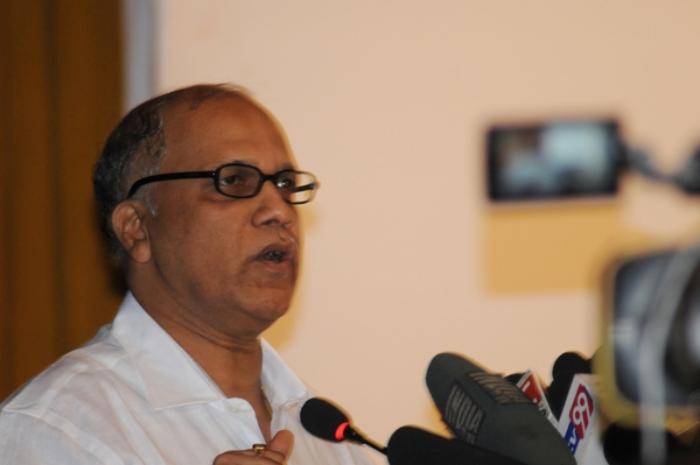 Digambar Kamat alleges 'bankrupt' Goa govt has no money for disposal of unclaimed bodies 