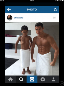 13 adorable pictures of 'superdad' Cristiano Ronaldo with his son 