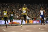 Watch: Usain Bolt does the double over Justin Gatlin; wins 100m, 200m world championship golds 