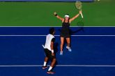 PM Narendra Modi congratulates Leander Paes on US Open title win 