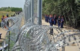 Hungary closes its borders; trapped refugees mount hunger strike 
