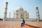 Waah Taj: Mark Zuckerberg commences India trip with a visit to Taj Mahal 