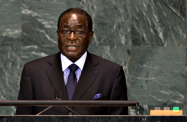 Zimbabwe's Robert Mugabe accepts disputed election result