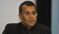 India's #MeToo: Chetan Bhagat accused of harassing a woman; WhatsApp chat leaked, apologises on Facebook