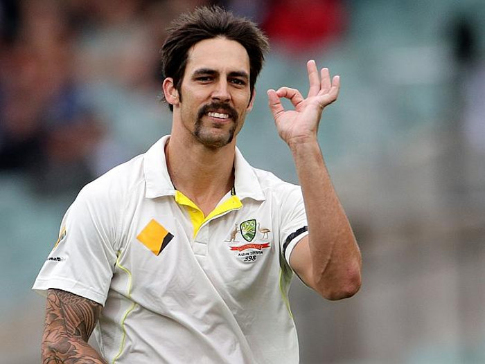 Mitchell Johnson says "It's going to be very difficult" in the Ashes Series