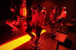 Your window to virtual reality is just a headgear away 