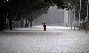 Met alert: Another 72 hours of torrential rains await Chennai  