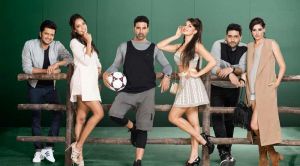 Akshay Kumar's comic timing in Housefull 3 is impeccable, says Jacqueline Fernandez 
