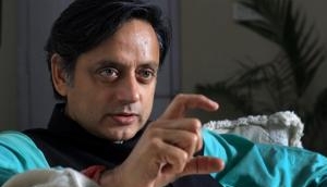 'In today's India, Swami Vivekananda would have been attacked with engine oil,' says Congress' Shashi Tharoor