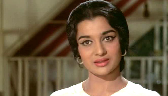 Asha Parekh says, Nitin Gadkari's comments did hurt me