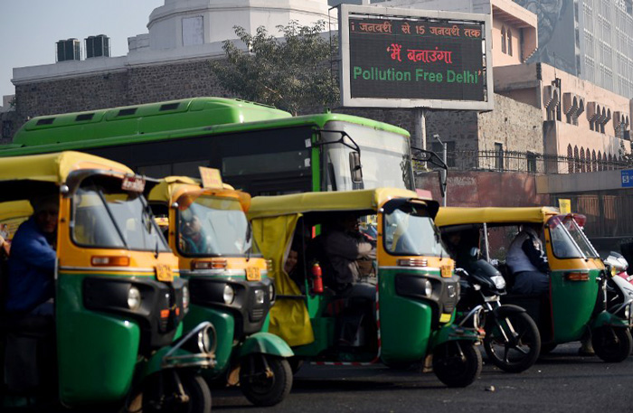 Delhi: Odd-even scheme receives mixed response 