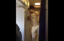 Sonu Nigam's soulful on-flight singing gets Jet Airways crew suspended, Twitter reacts 