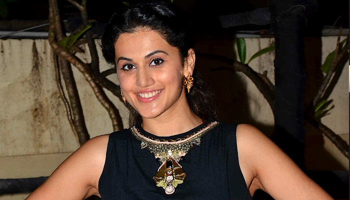 Taapsee Pannu tries to recreate the 'clueless' look