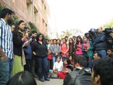 #JNURow: Students rally behind Umar and all other 'anti-national' students 
