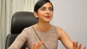 Rakul Preet Singh is on a roll, will work in a Srinu Vaitla film with Varun Tej next 