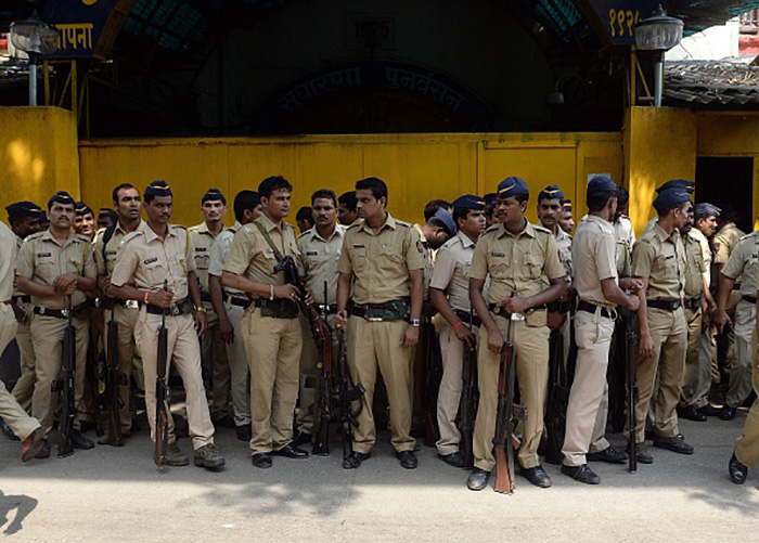 Opt for theatre not terrorism: Thane Police to vulnerable Mumbai youths 