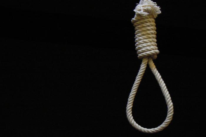 Maharashtra: Shocking! Teacher hangs his 2 daughters, send photo to wife over WhatsApp, after she elope with lover