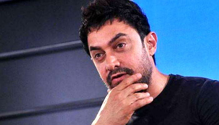 I try not to bring emotions in work: Aamir Khan on nepotism