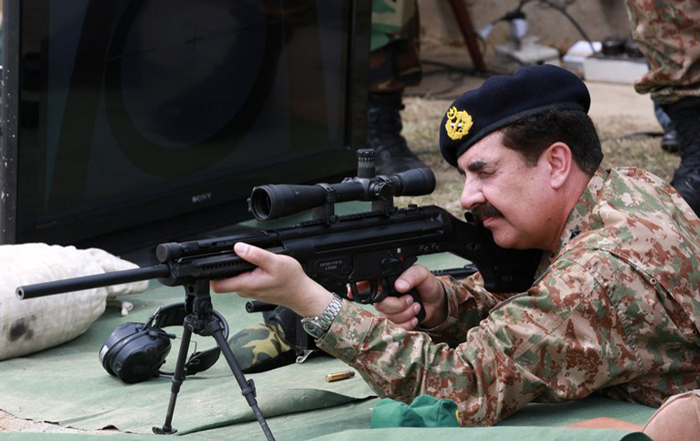 Pakistan Government allows former army chief to lead Saudi-led military alliance