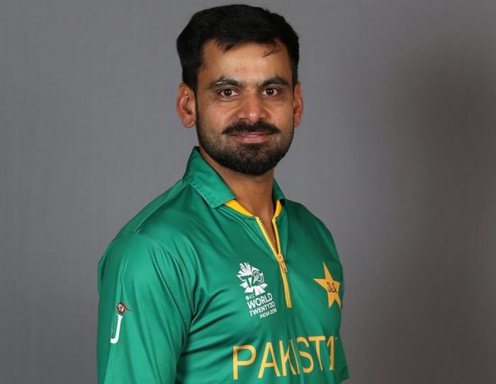 Pakistan recalls Hafeez for Australia Tests