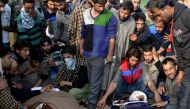 Mobile internet services suspended as Kashmir remains tense 