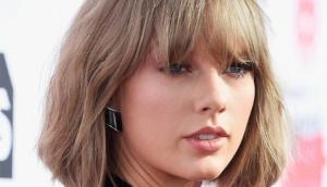 Taylor Swift deletes everything from social media