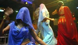 SC judge recuses himself from hearing Mumbai Dance bar case