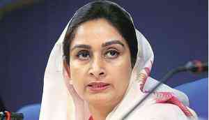 SAD leader Harsimrat K Badal slams Congress over infighting in Punjab 
