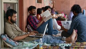 JNU: nothing comes of meet with VC, hunger strike continues 