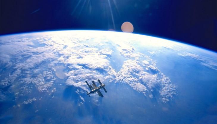 Space-satellite-lead