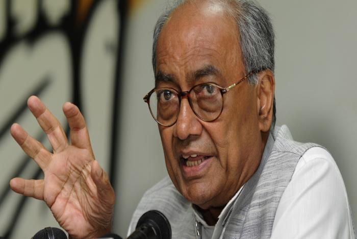 Jyotiraditya Scindia unreachable as he is suffering from swine flu, says Digvijay Singh amid political crisis in MP
