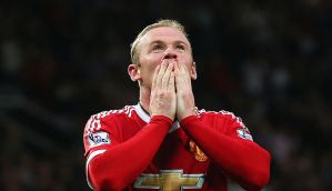 Should Wayne Rooney play in Euro 2016? 