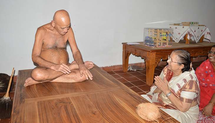 मध्याह्न भोजन योजना से अंडा हटाना चाहती हैं सुमित्रा महाजन 