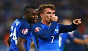 UEFA Euro 2016: Griezmann, Payet leave Albania behind to take France into last 16 