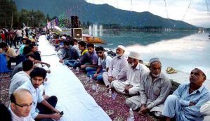 J&K: Srinagar hosts record-breaking Iftar party with 3,000 in attendance 