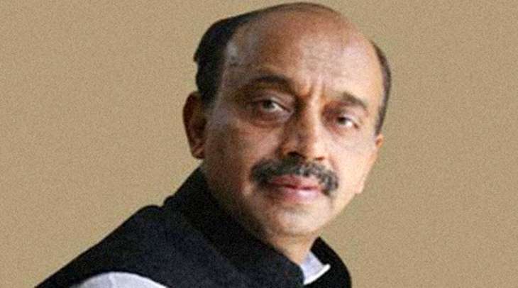 Vijay Goel promises probe in para-athlete begging case