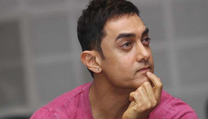 #CatchFlashBack: Why did Aamir Khan stop attending award shows after Rangeela? 