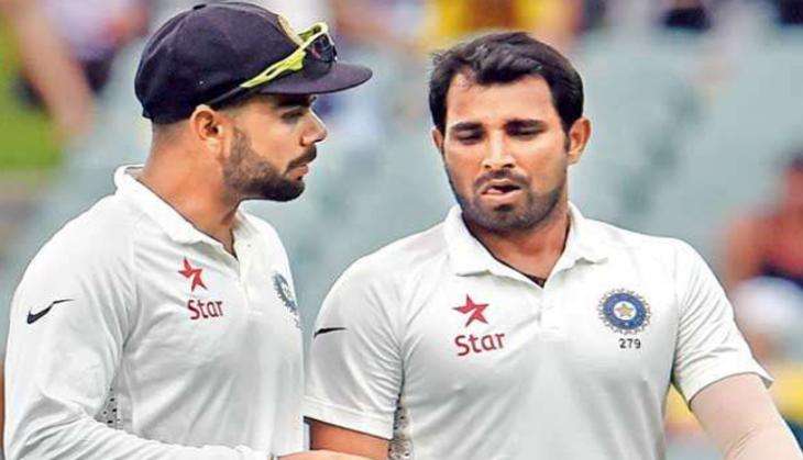 Virat Kohli joins team in warmup, does not field on day 2