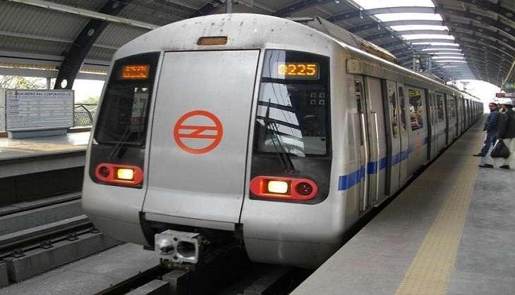 delhi metro.