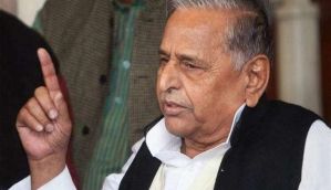 UP elections: Mulayam urges Akhilesh Yadav and other leaders to pull up socks 