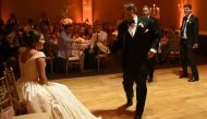 11/10 to this groom for dancing to Beyonce for his bride. Best wedding dance ever? 