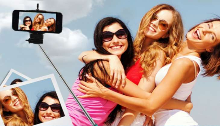 selfie-stick.png
