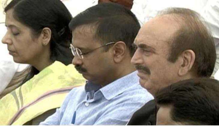 Kejriwal Sleeping