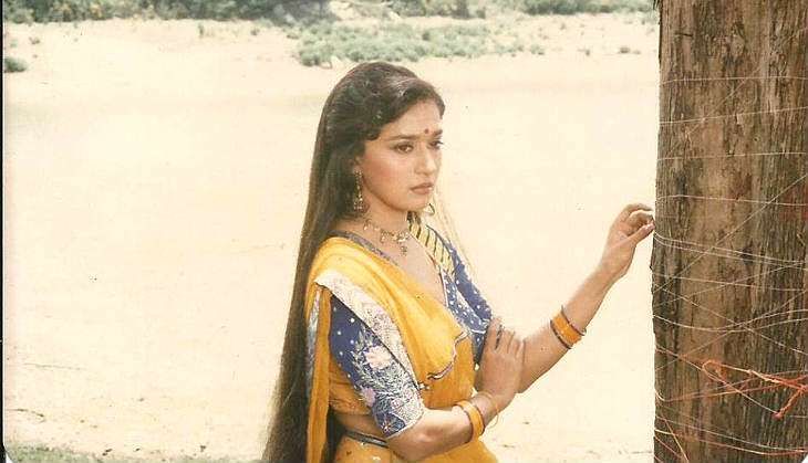 Madhuri Dixit on the sets of Ram Lakhan
